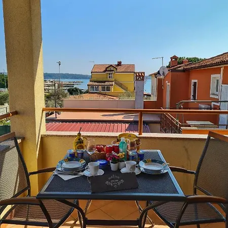 Manuel Apartment *